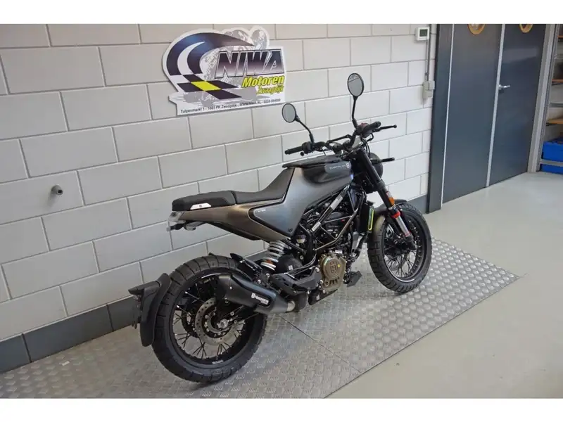 Husqvarna Svartpilen - foto 2