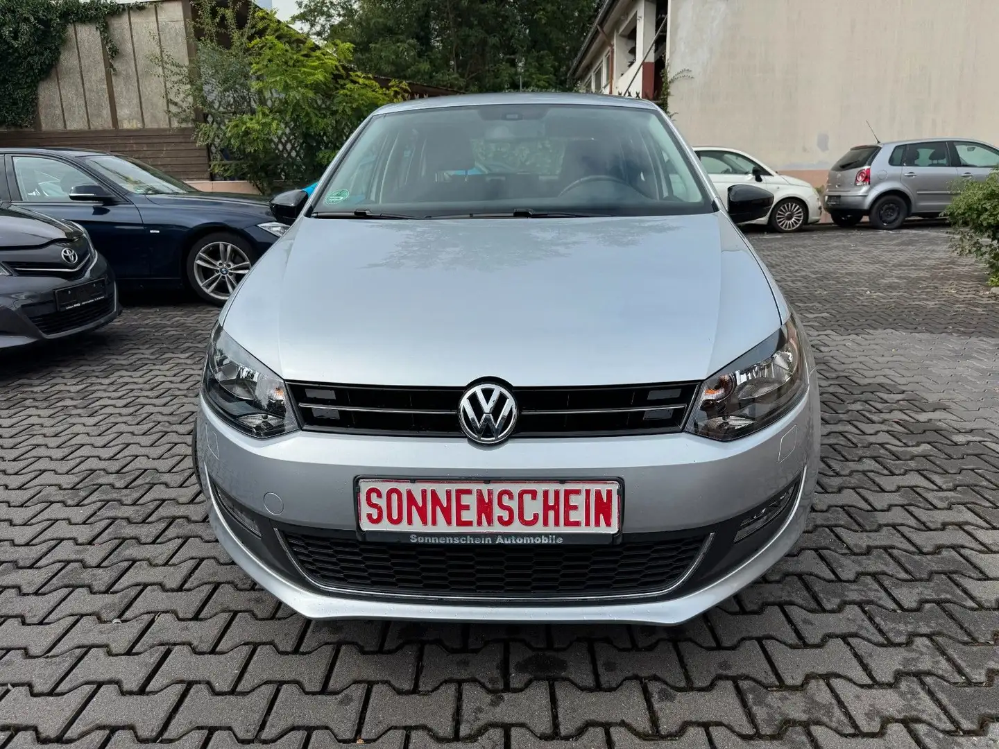 Volkswagen Polo V Style*1.HAND*12.TKM*AUTOMATIK* Silber - 2