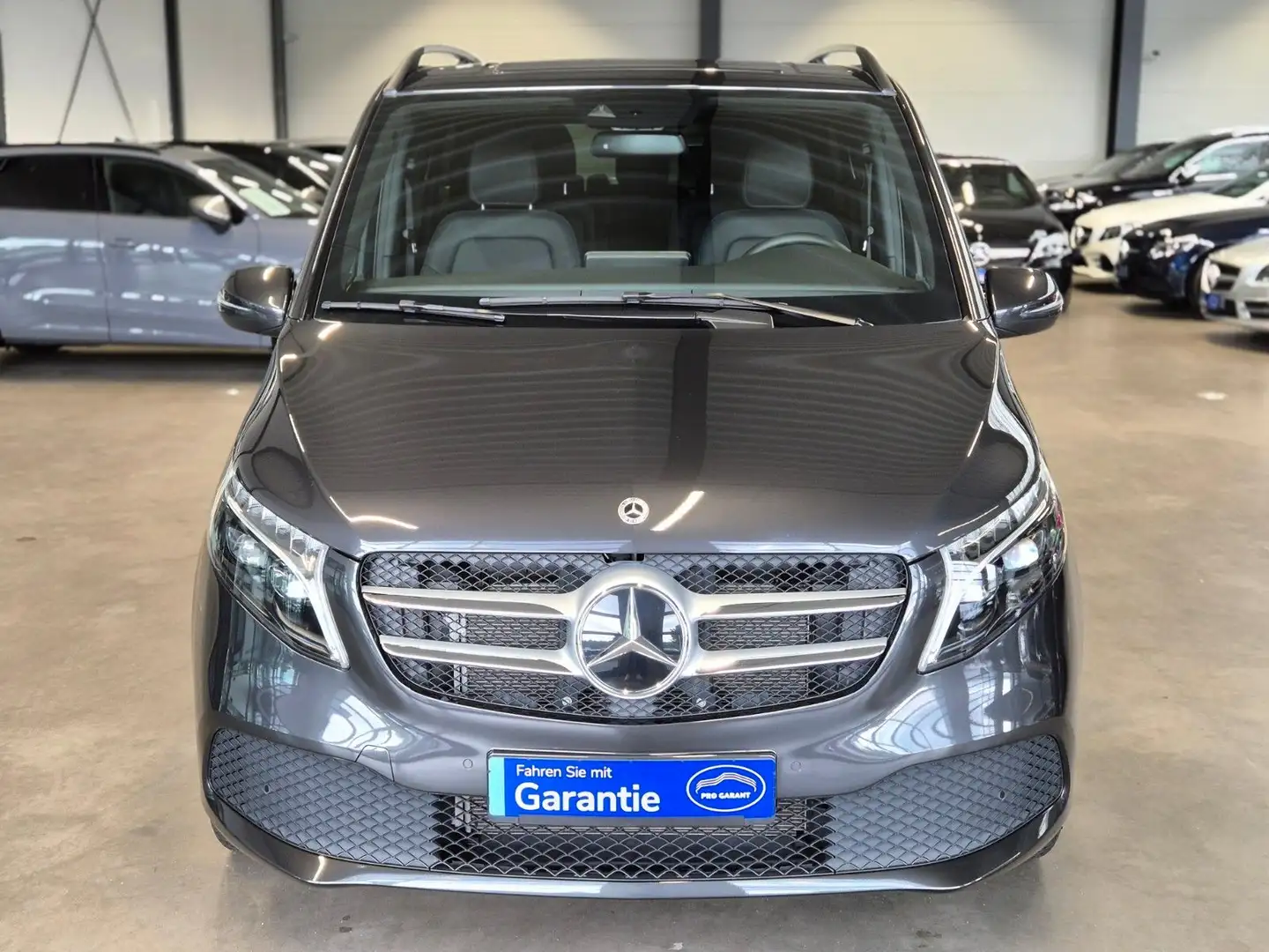Mercedes-Benz V 250 V250 d 4MATIC LANG LEDER STANDHZ MBUX AHK 7SITZE Grau - 2
