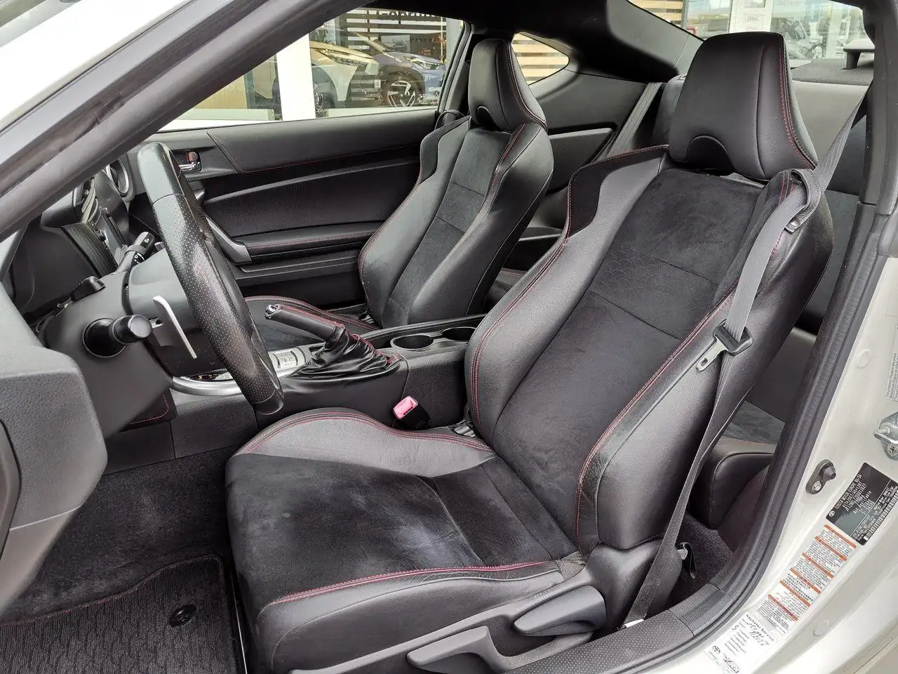 Toyota GT86 2.0 H4 200 ch BVA / 2ème main / Cuir-Alcantara / Xénon / Sièges chauffants