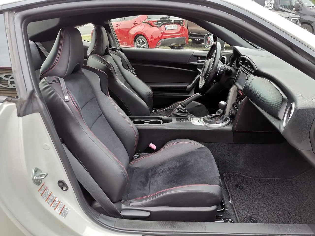 Toyota GT86 2.0 H4 200 ch BVA / 2ème main / Cuir-Alcantara / Xénon / Sièges chauffants