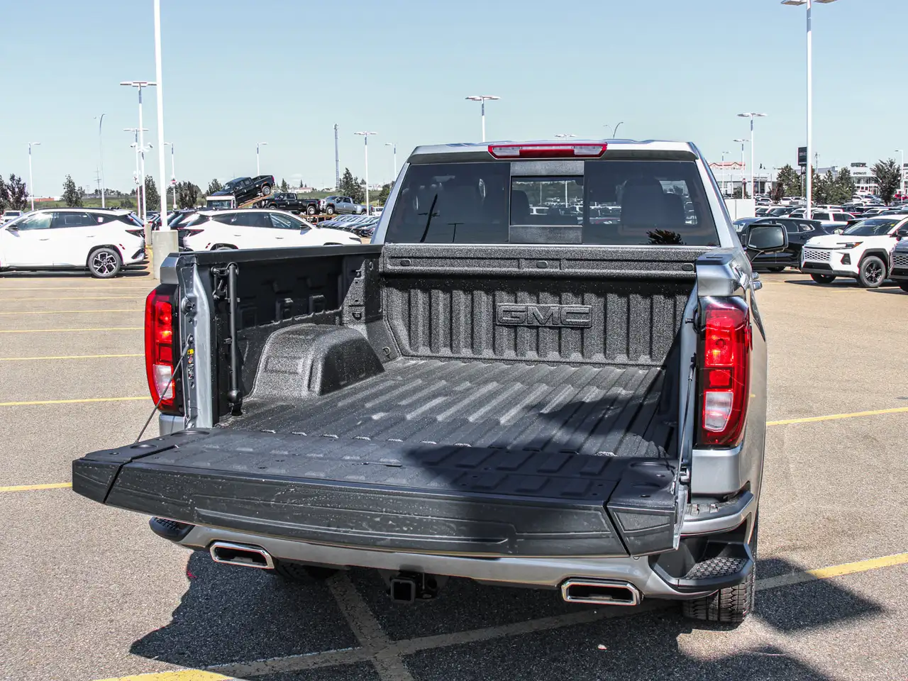 GMC Sierra 1500 photo GMC Sierra 1500