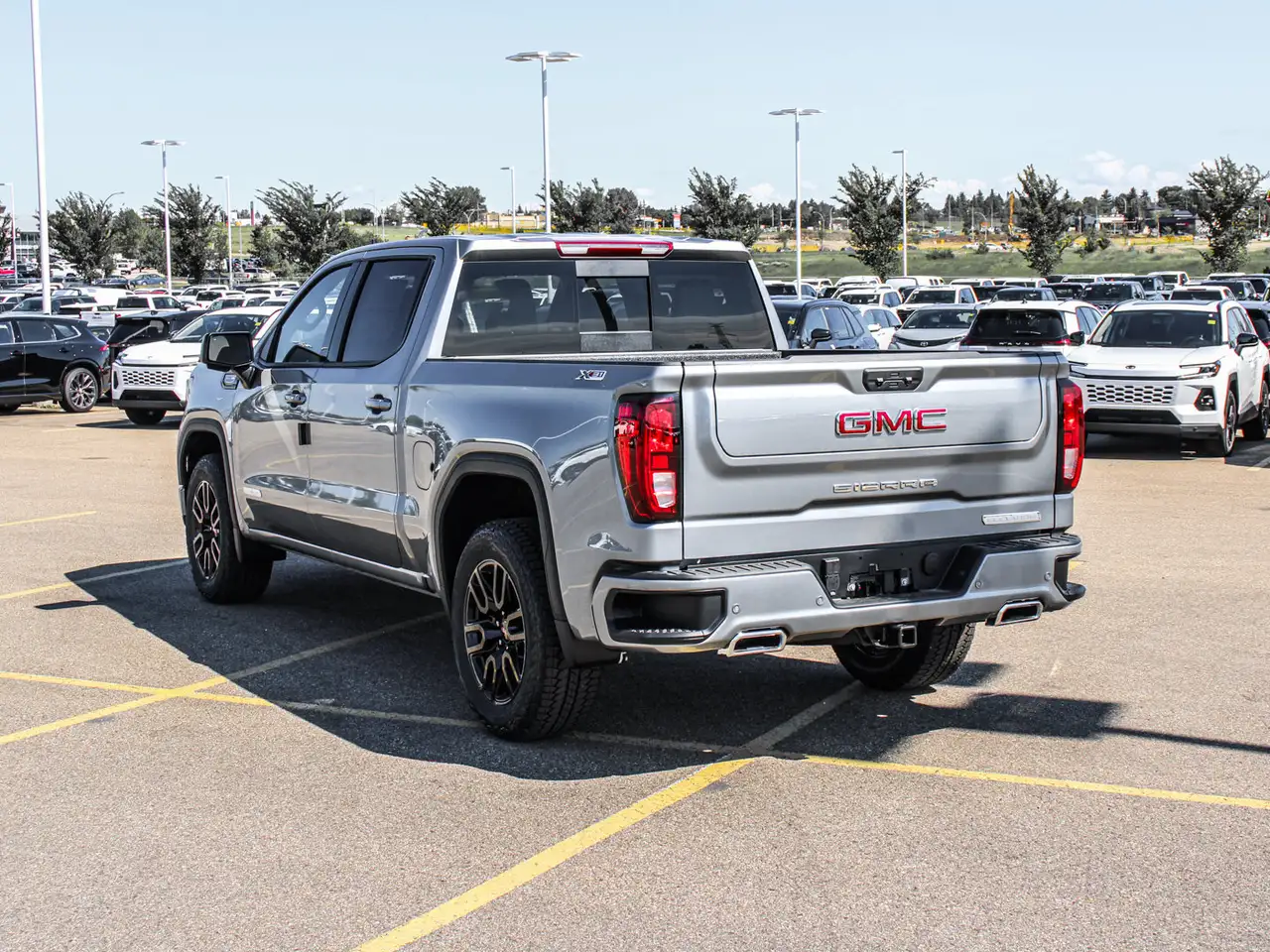 GMC Sierra 1500 photo GMC Sierra 1500