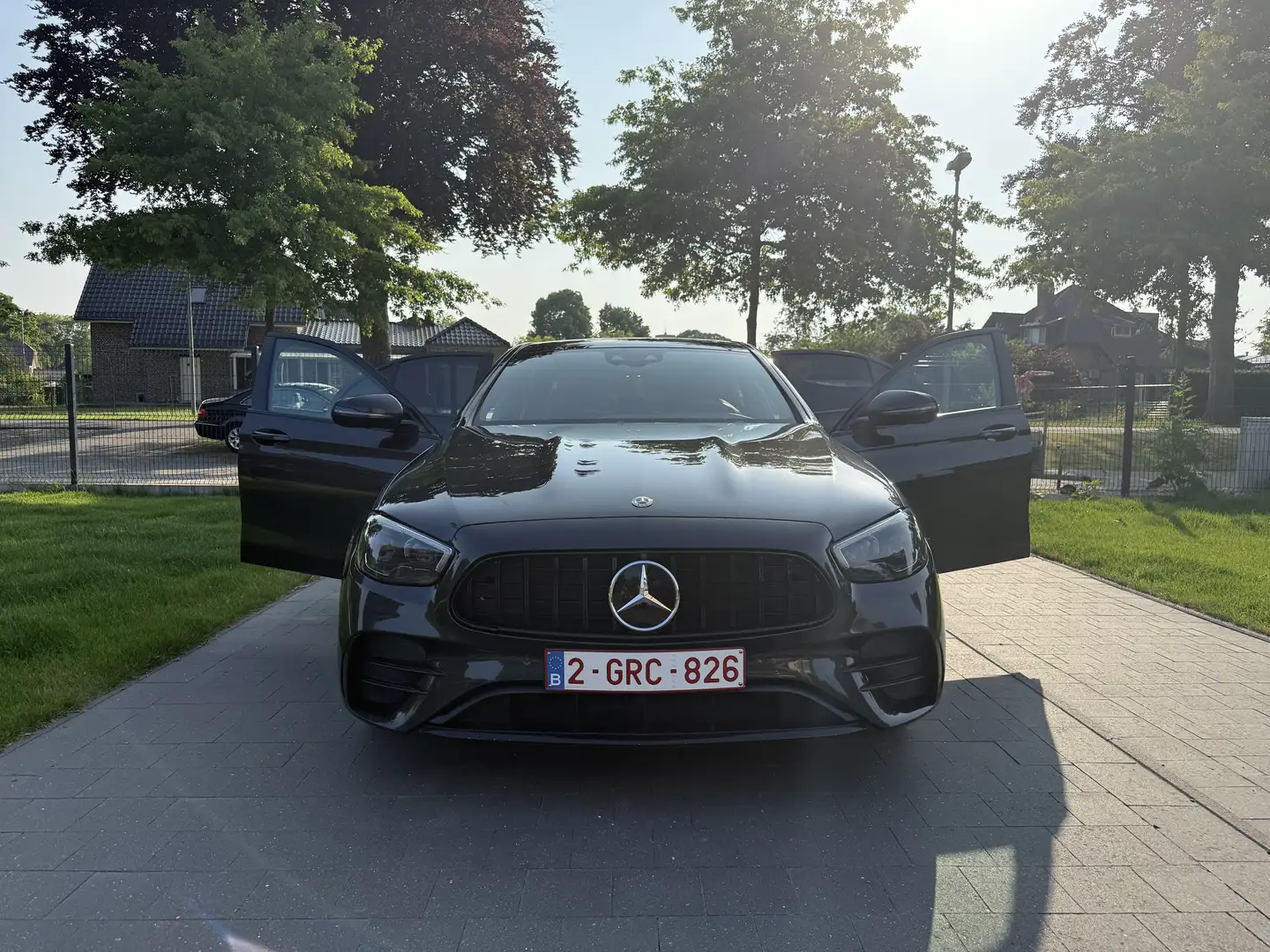 Mercedes-Benz E 300 de 9G-TRONIC AMG Line - 1