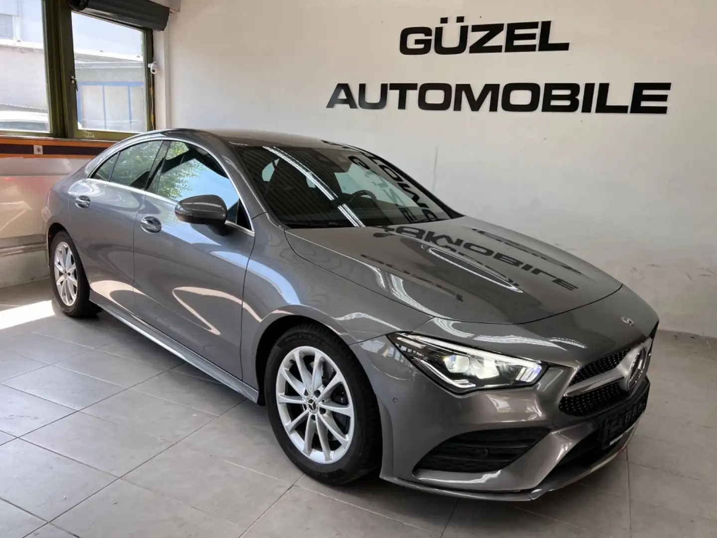 Mercedes-Benz CLA 200 Coupe AMG LINE/NAVI/LED/SPUR/DISTRONIC Grau - 2