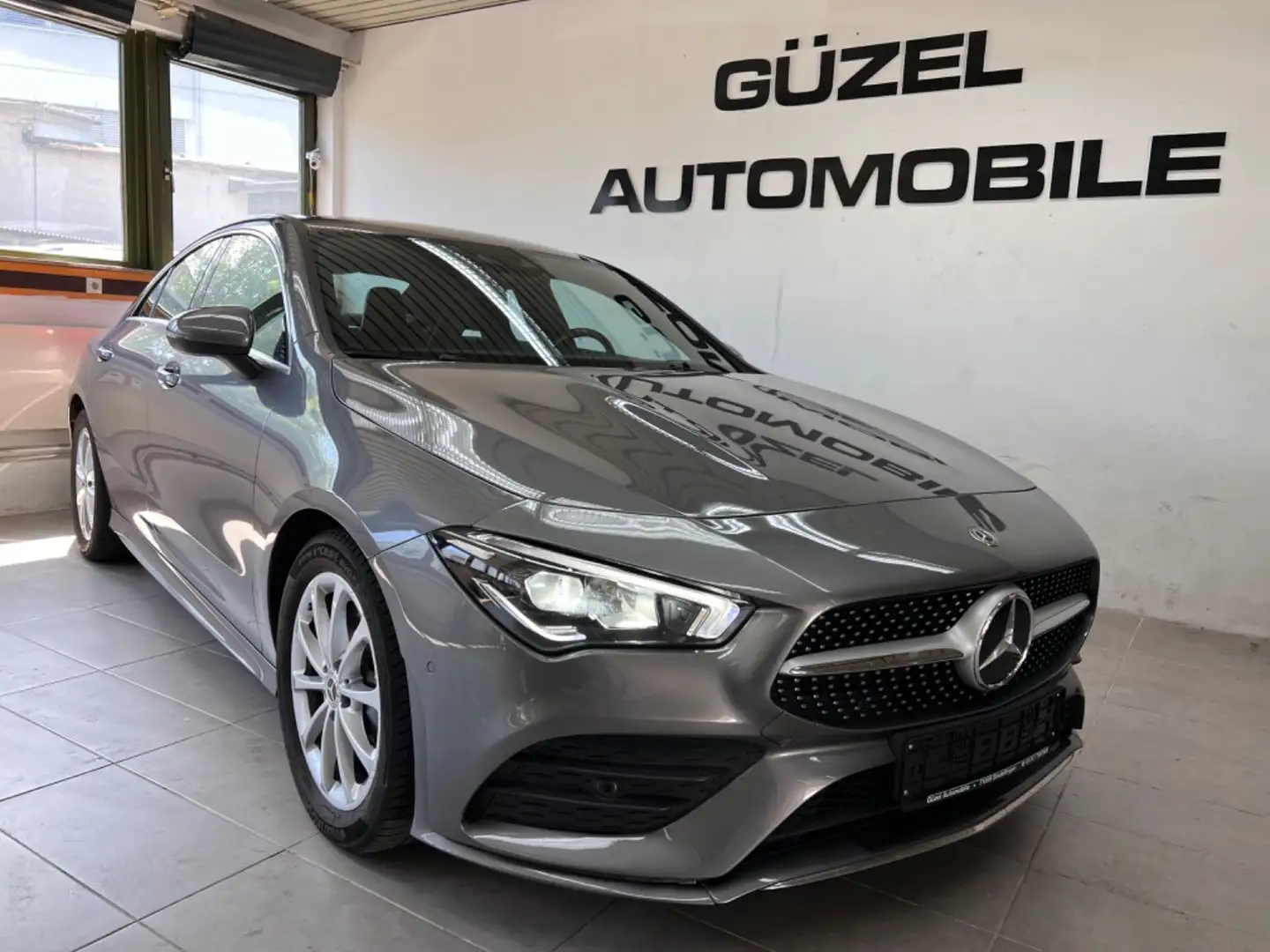 Mercedes-Benz CLA 200 Coupe AMG LINE/NAVI/LED/SPUR/DISTRONIC Grau - 1