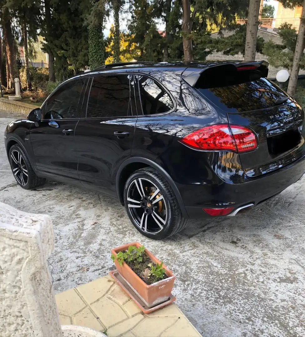 Porsche Cayenne 3.0 V6 tdi 245cv tiptronic Nero - 2