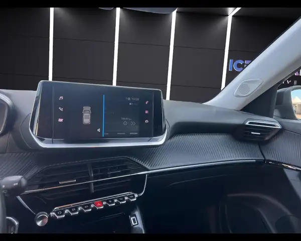 Peugeot 2008 view 14