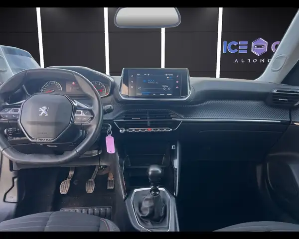 Peugeot 2008 view 10