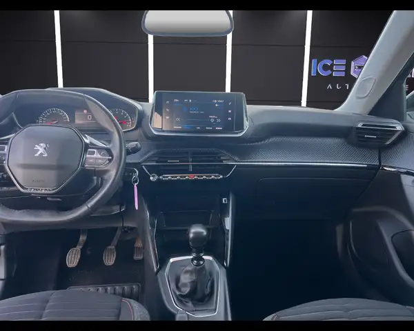 Peugeot 2008 view 13