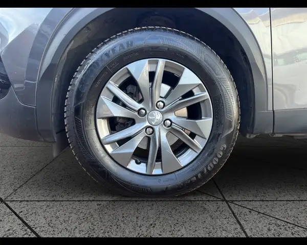 Peugeot 2008 view 21