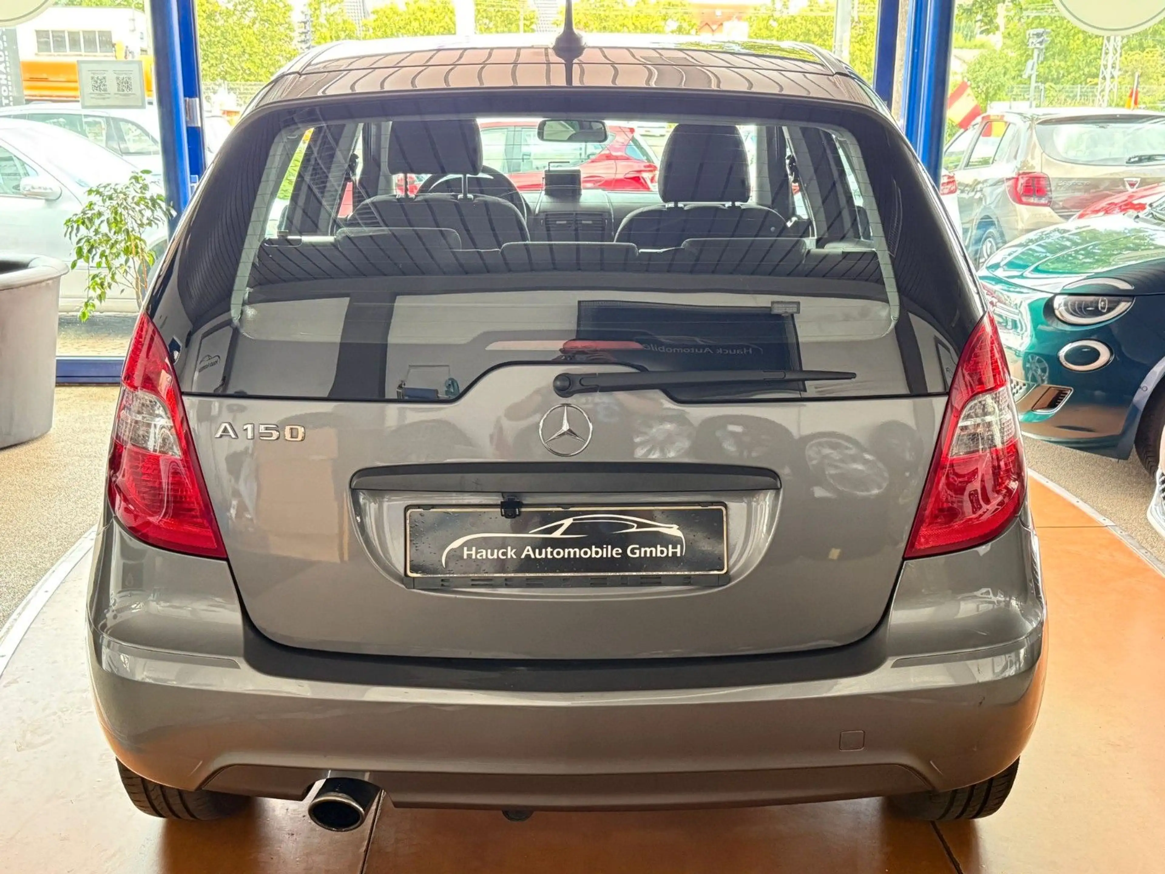 Mercedes-Benz A 150 Classic Automatik / Klima / R-Kamera — photo 3