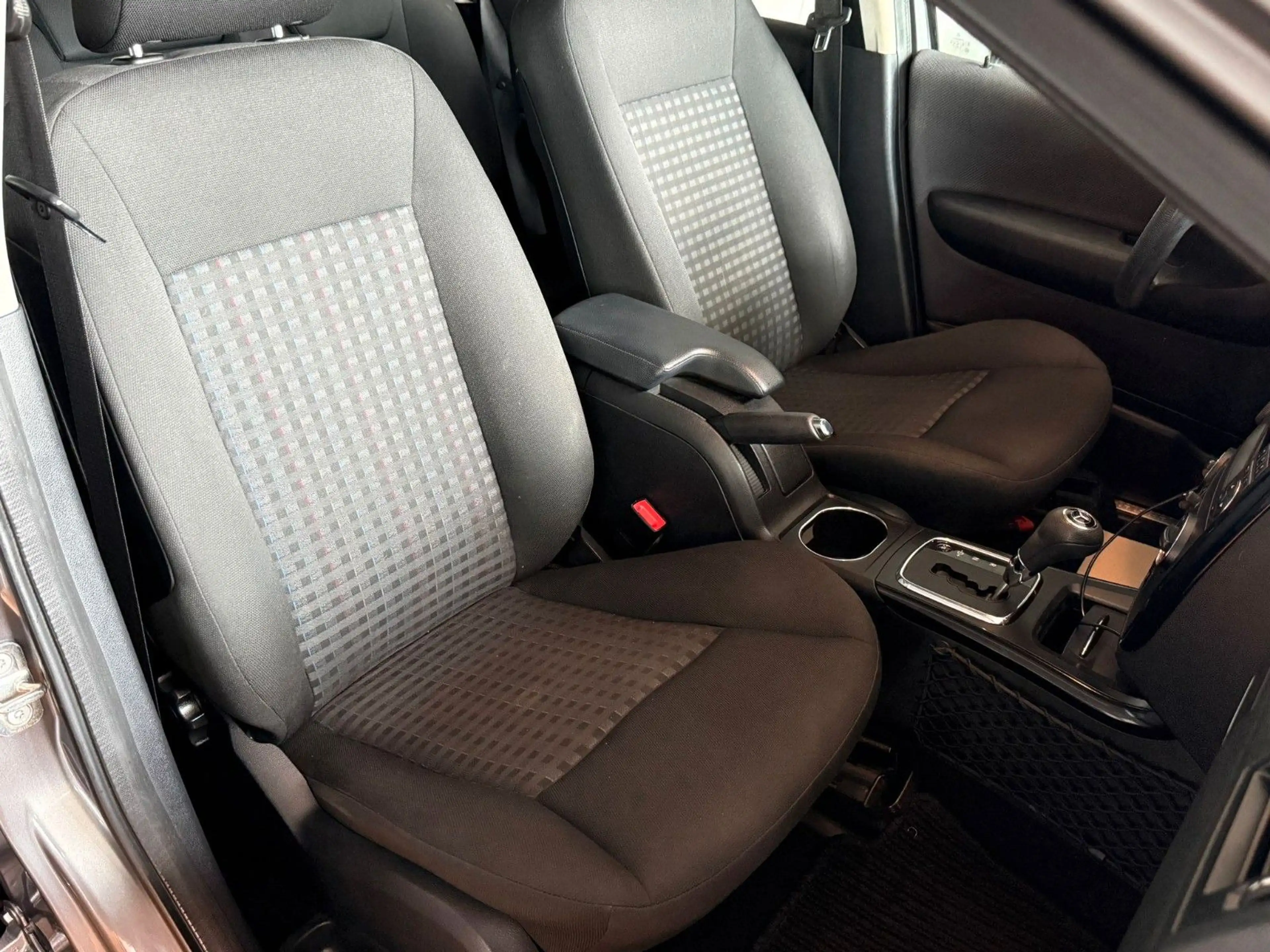 Mercedes-Benz A 150 Classic Automatik / Klima / R-Kamera — photo 13