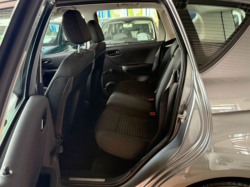 Mercedes-Benz A 150 Classic Automatik / Klima / R-Kamera — photo 9