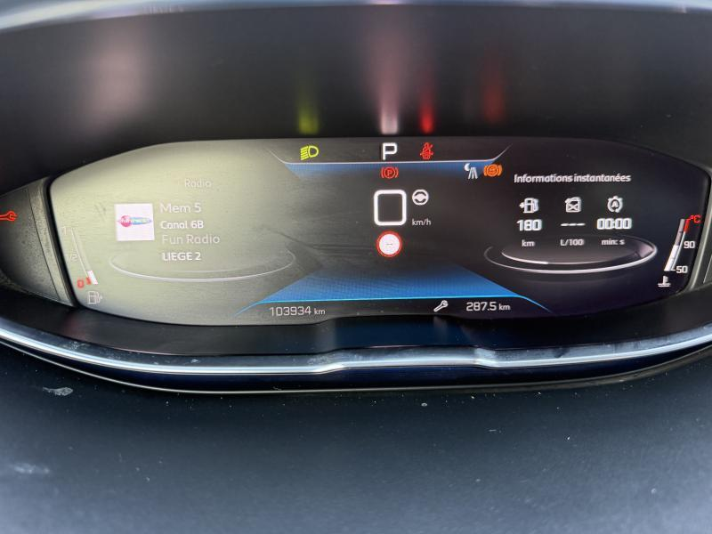 Peugeot 5008 II GT — photo 11