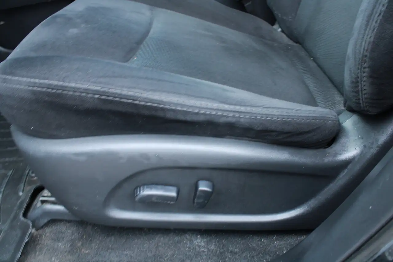 Nissan Pathfinder снимка Nissan Pathfinder