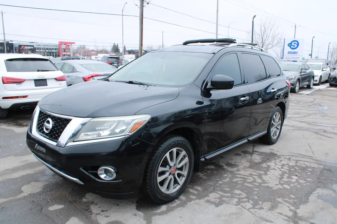 Nissan Pathfinder снимка Nissan Pathfinder