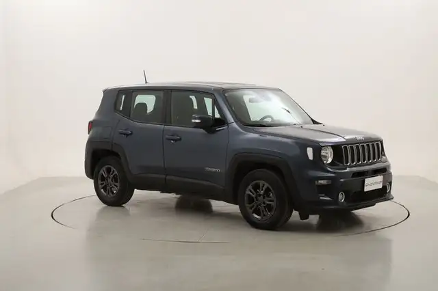 Jeep Renegade view 7