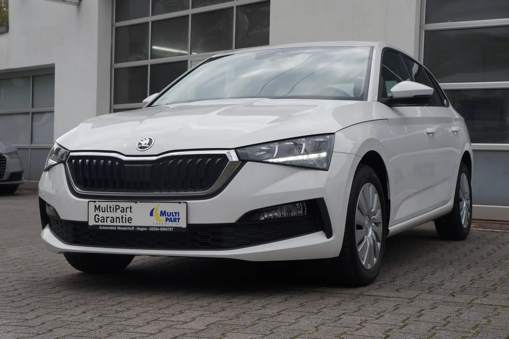 Skoda Scala Cool Plus*LED*PDC*SHZ*SMARTLINK Weiß - 1