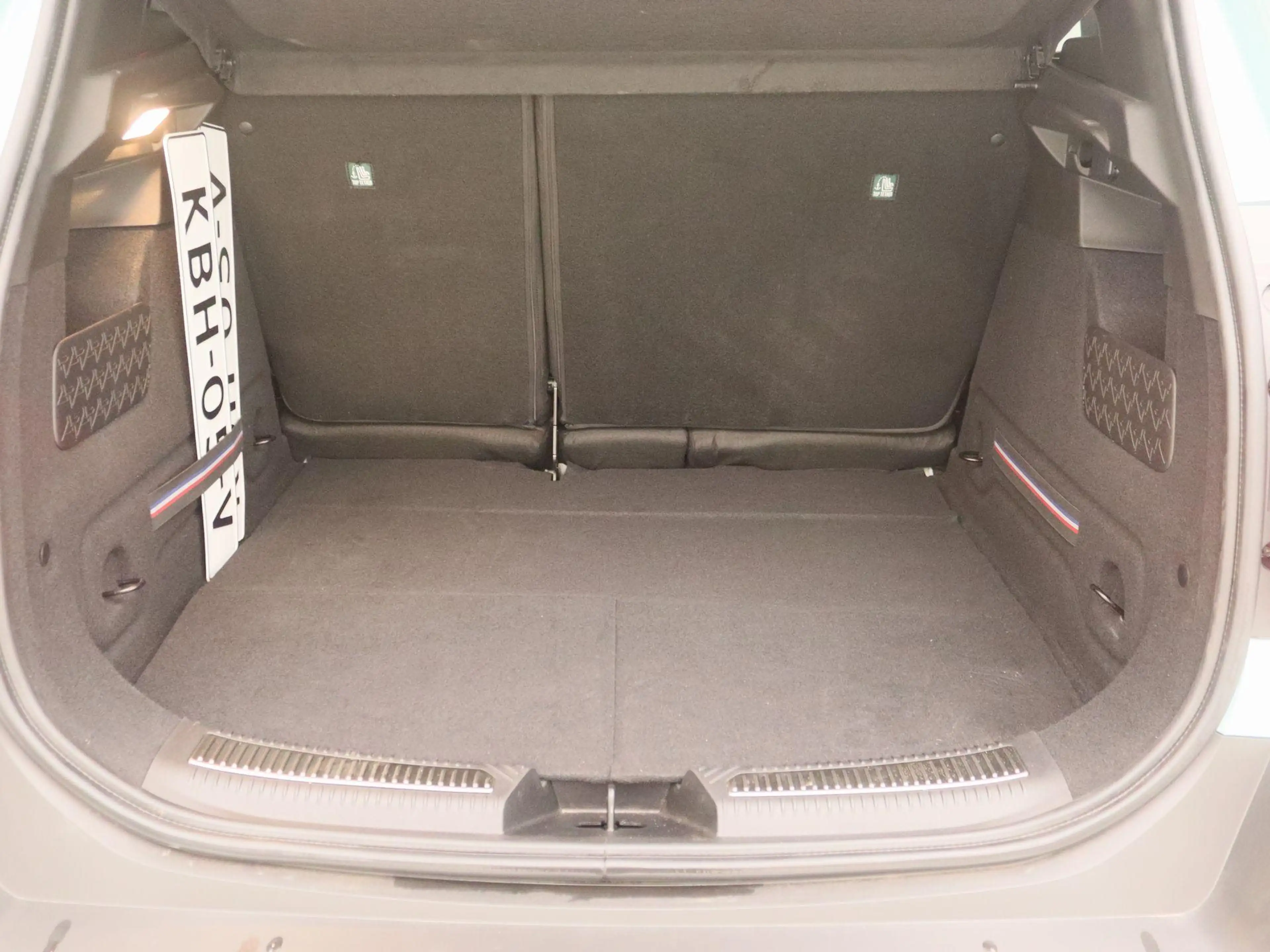 Renault R 4 E-TECH iconic 150 pk comfort range | Pack advanced — photo 13