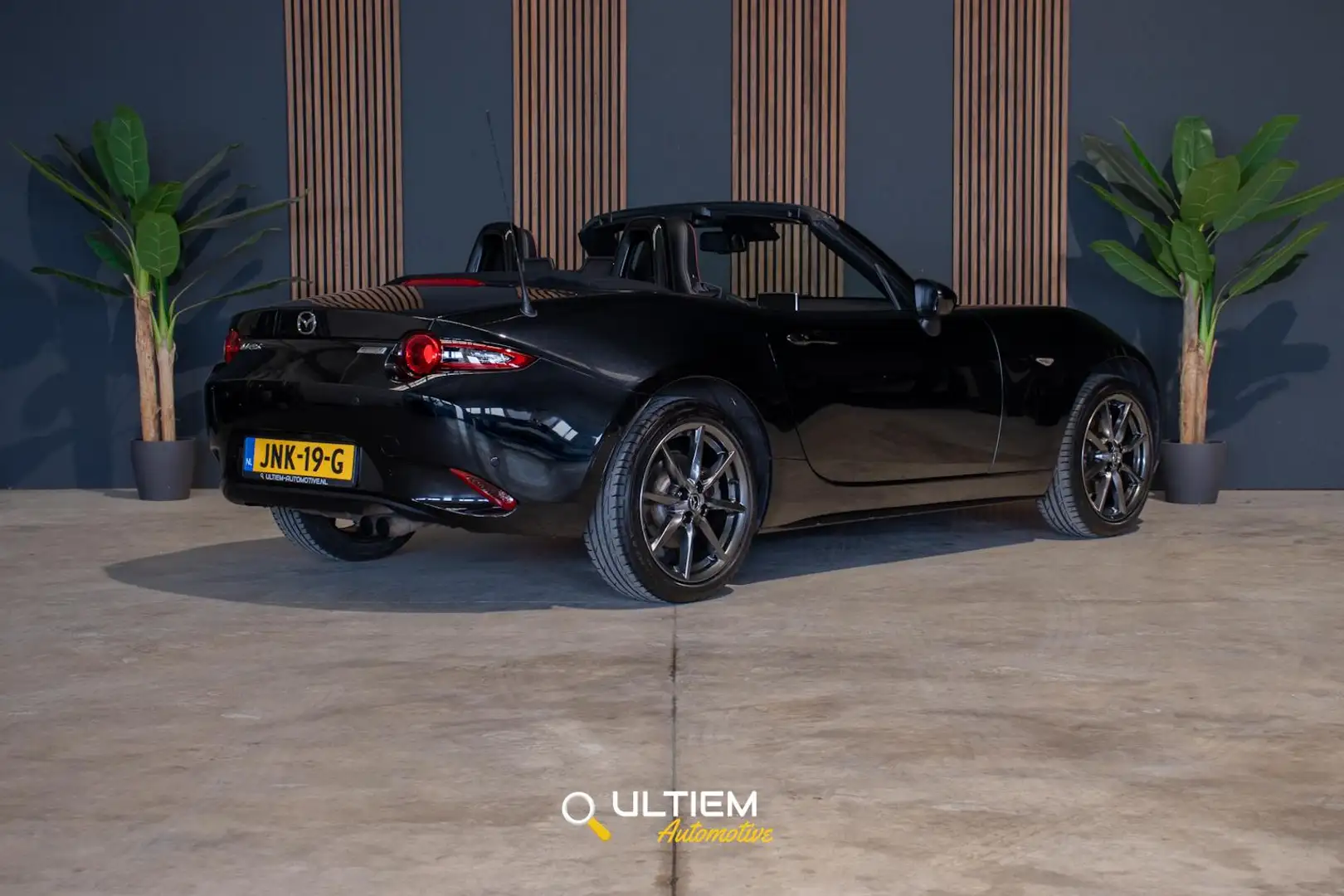 Mazda MX-5 2.0 SkyActiv-G 160 pk GT-M | RECARO*ALCANTARA Schwarz - 2