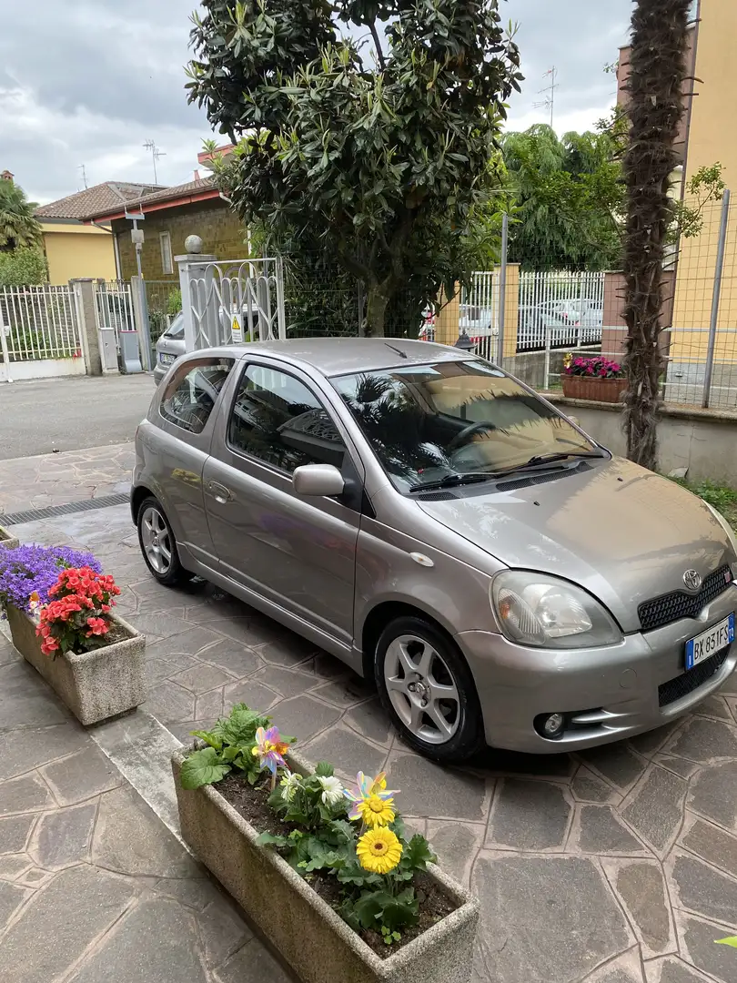 Toyota Yaris 3p 1.5 ts - 1