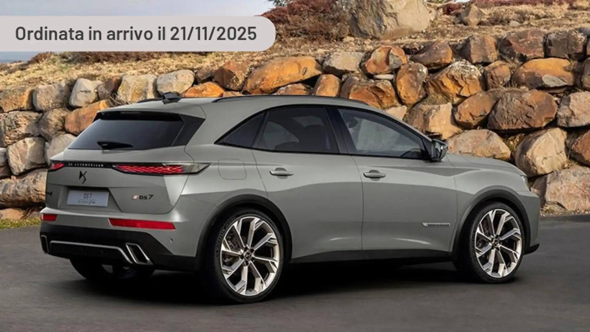 DS Automobiles DS 7 Plug-In Hybrid AWD 300 Jules Verne Argento - 1
