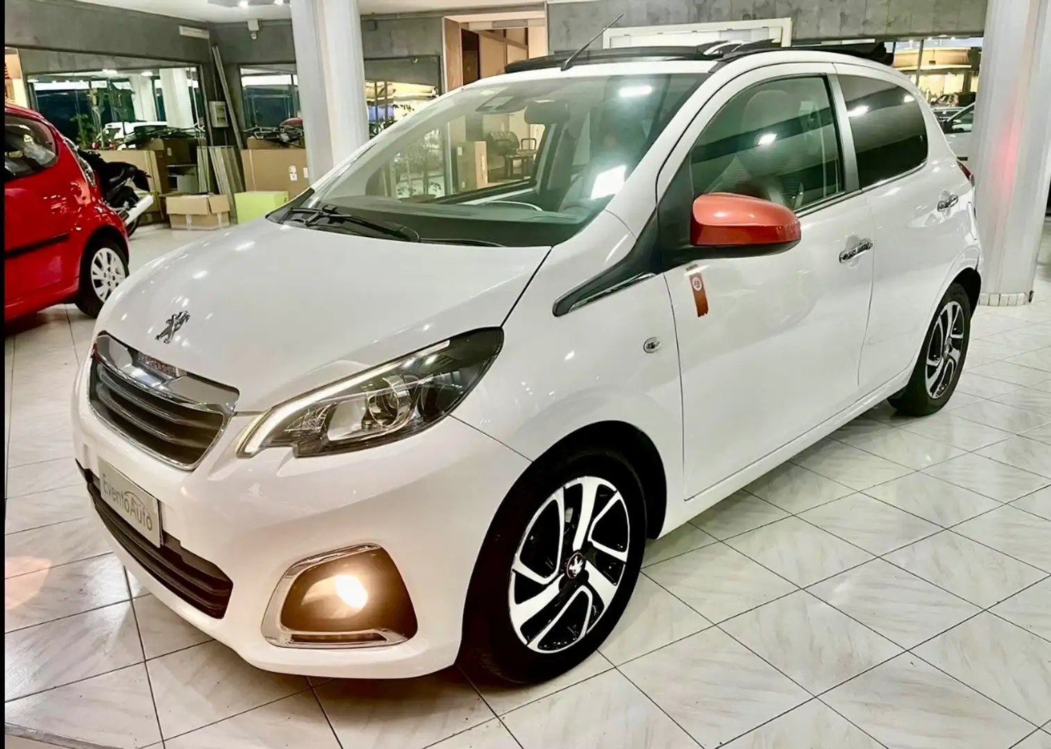Peugeot 108 108 5p 1.0 vti Roland Garros Top! Bianco - 1