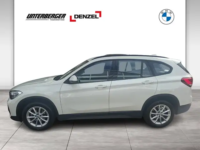 BMW X1 view 4