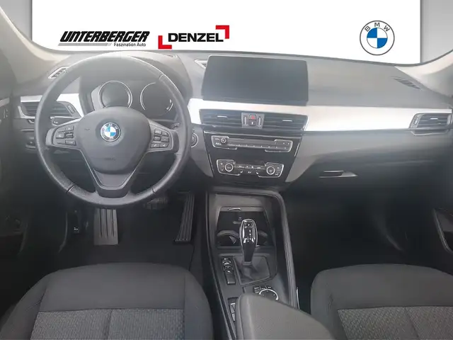 BMW X1 view 8