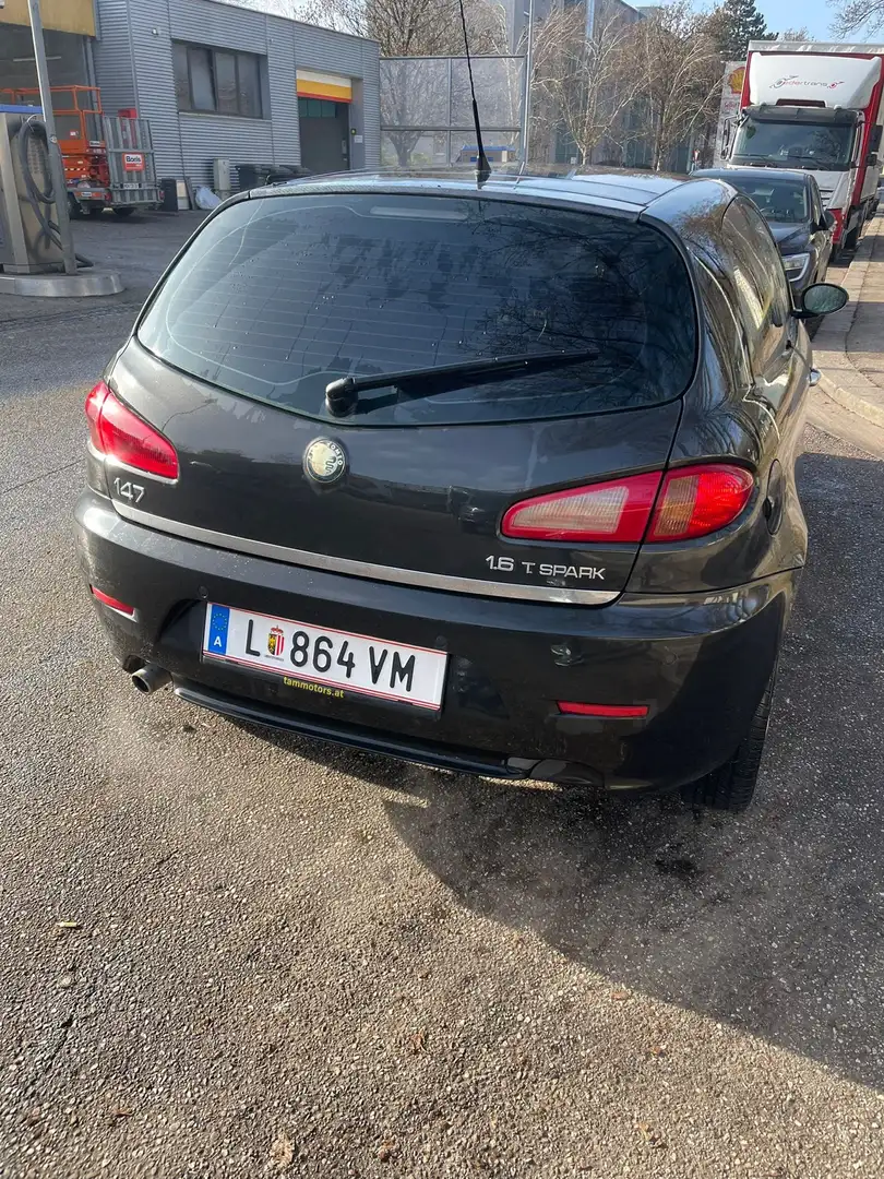 Alfa Romeo 147 1.6 Twin Spark Impression - 2