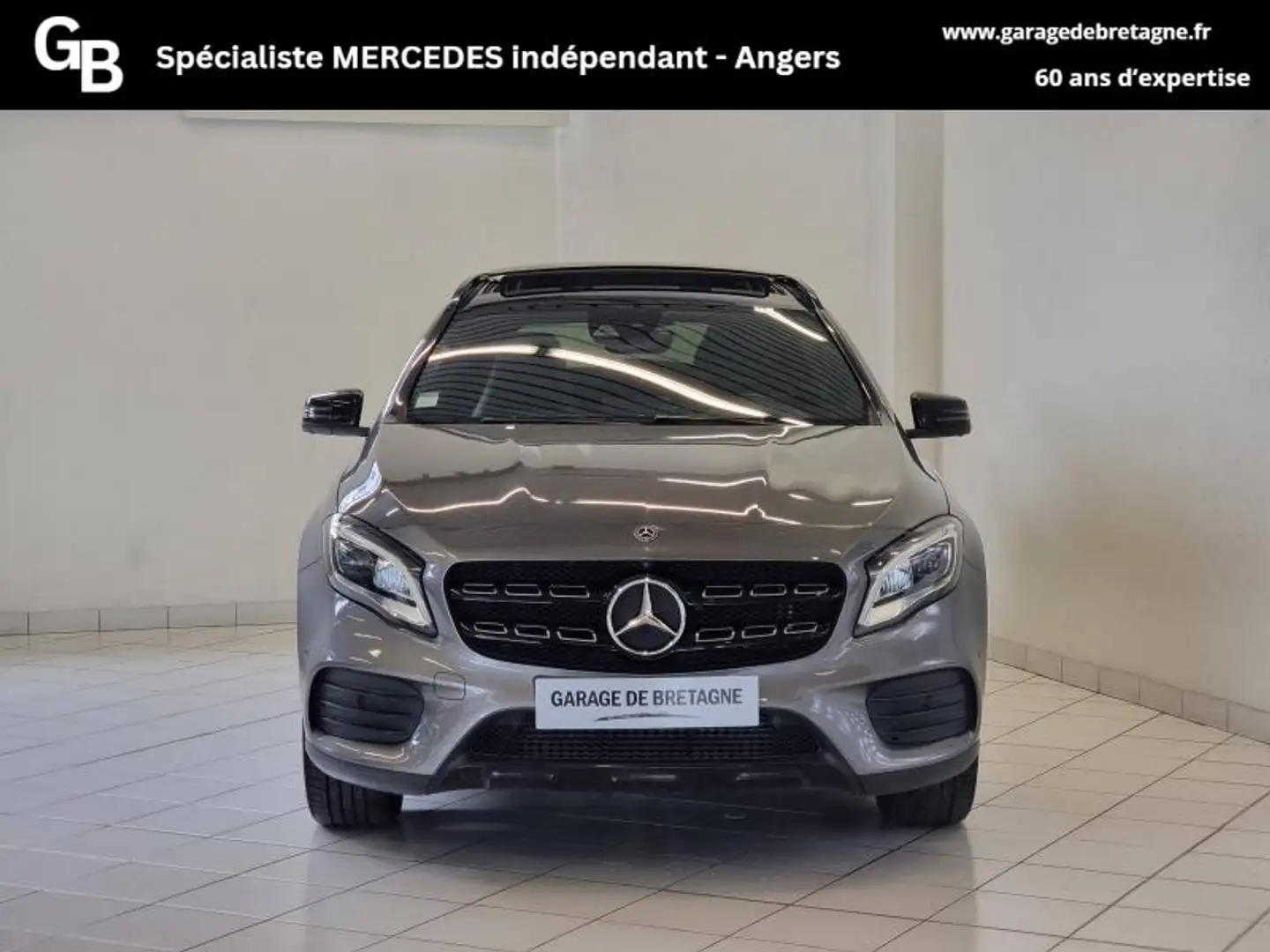 Mercedes-Benz GLA 200 200 156ch Fascination 7G-DCT Euro6d-T Gris - 2