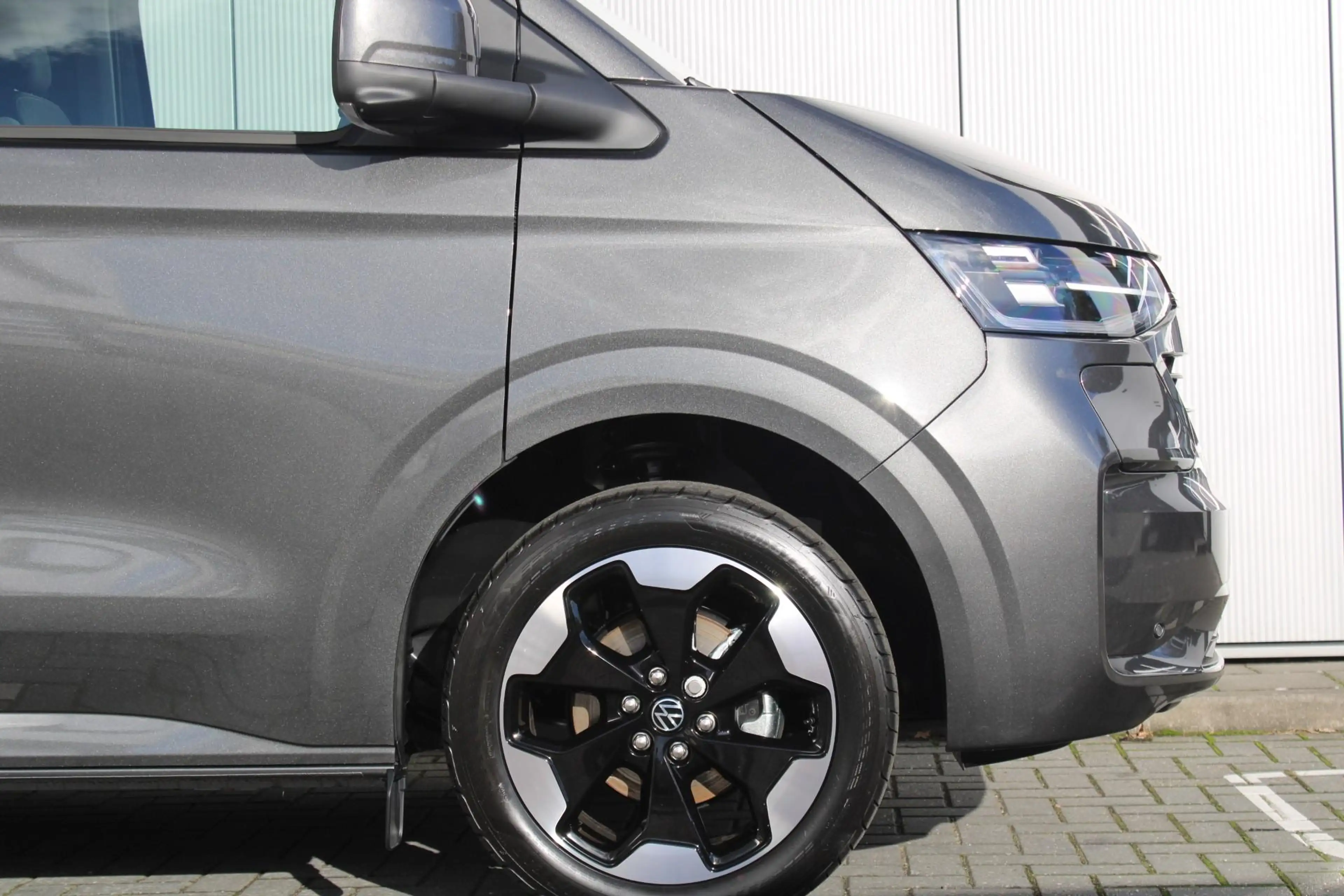 Volkswagen Transporter e-Transporter 218pk 34 L2H1 Bulli 64 kWh | 19" Vel — photo 14