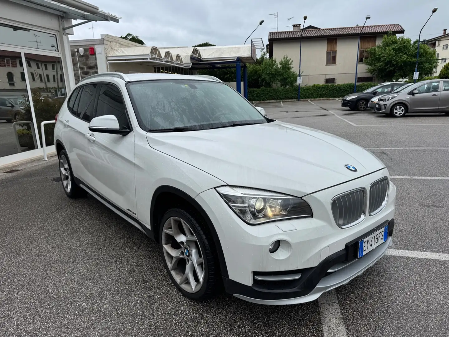BMW X1 sDrive18d X Line Bianco - 2