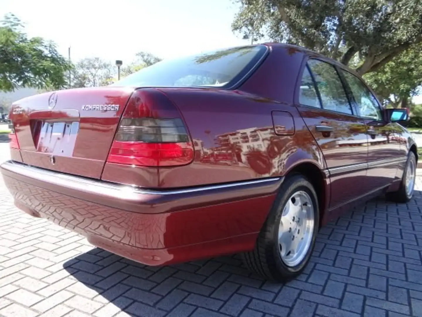 Mercedes-Benz C 230 C-Klasse+Kompressor+Elegance Червоний - 2