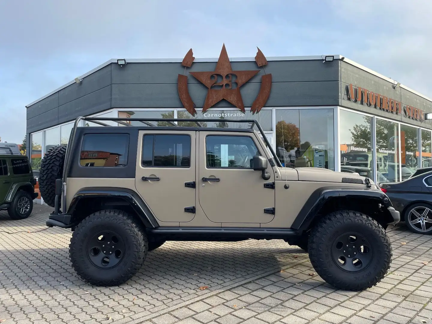 Jeep Wrangler °IIIIIII°5,7L Hemi V8 RUBICON Schwarz - 1