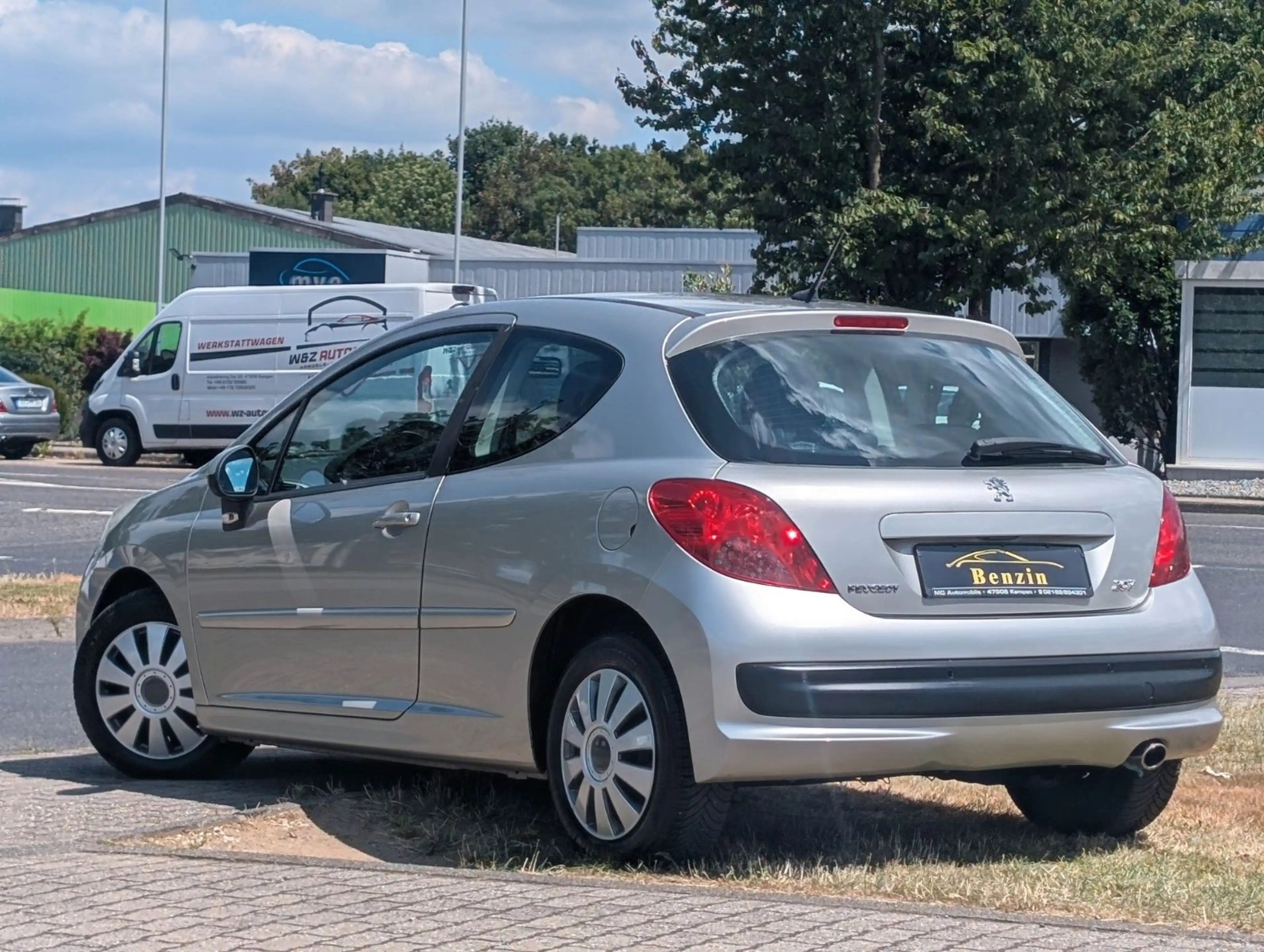 Peugeot 207 Sport*AUTOMATIK*KLIMA*ZV-FUNK*RADIO-CD*PDC ! — photo 4