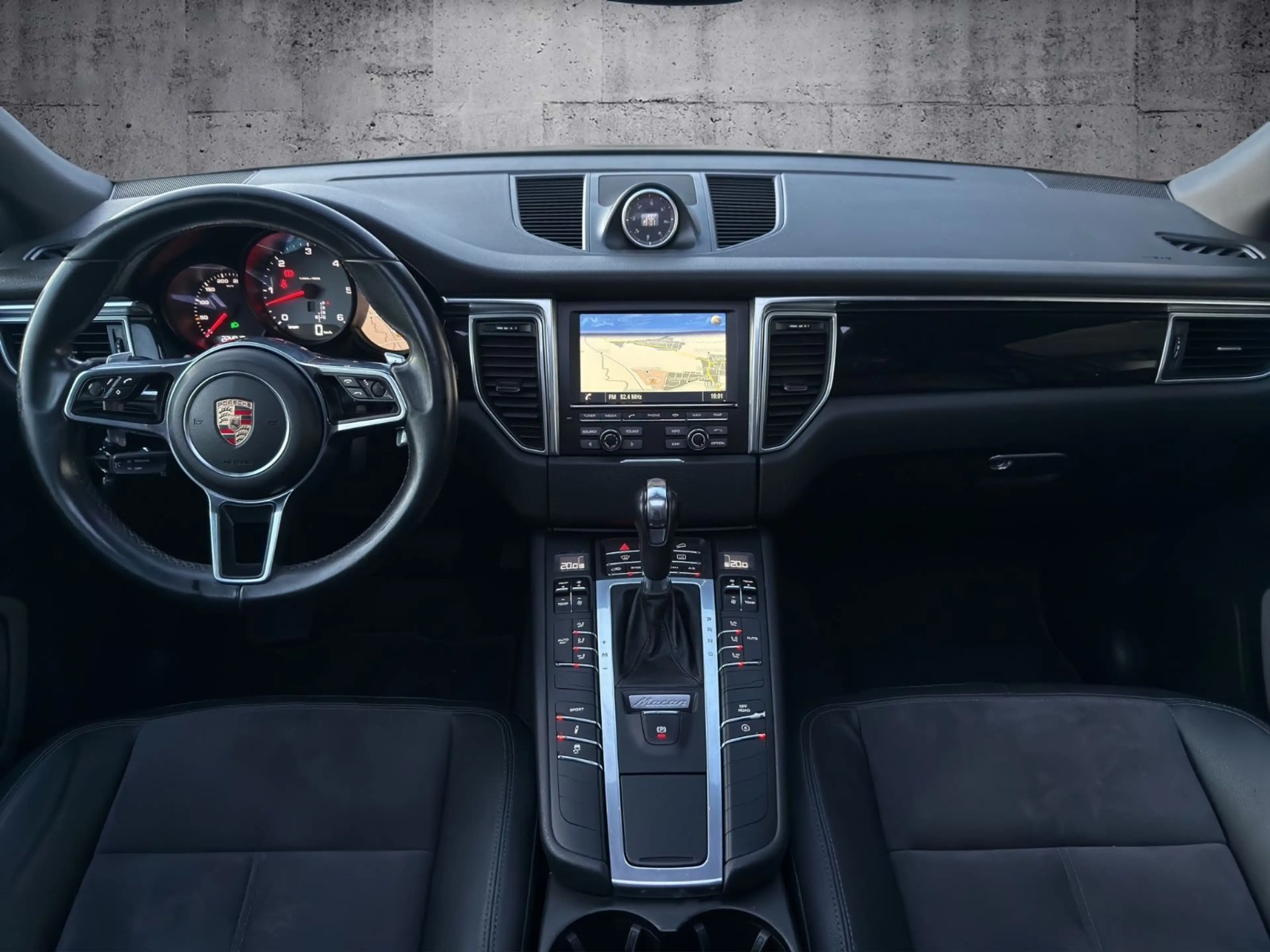 Porsche Macan S Diesel*PANO*LED*NAVI*CHRONO*21"*KAMERA — photo 12