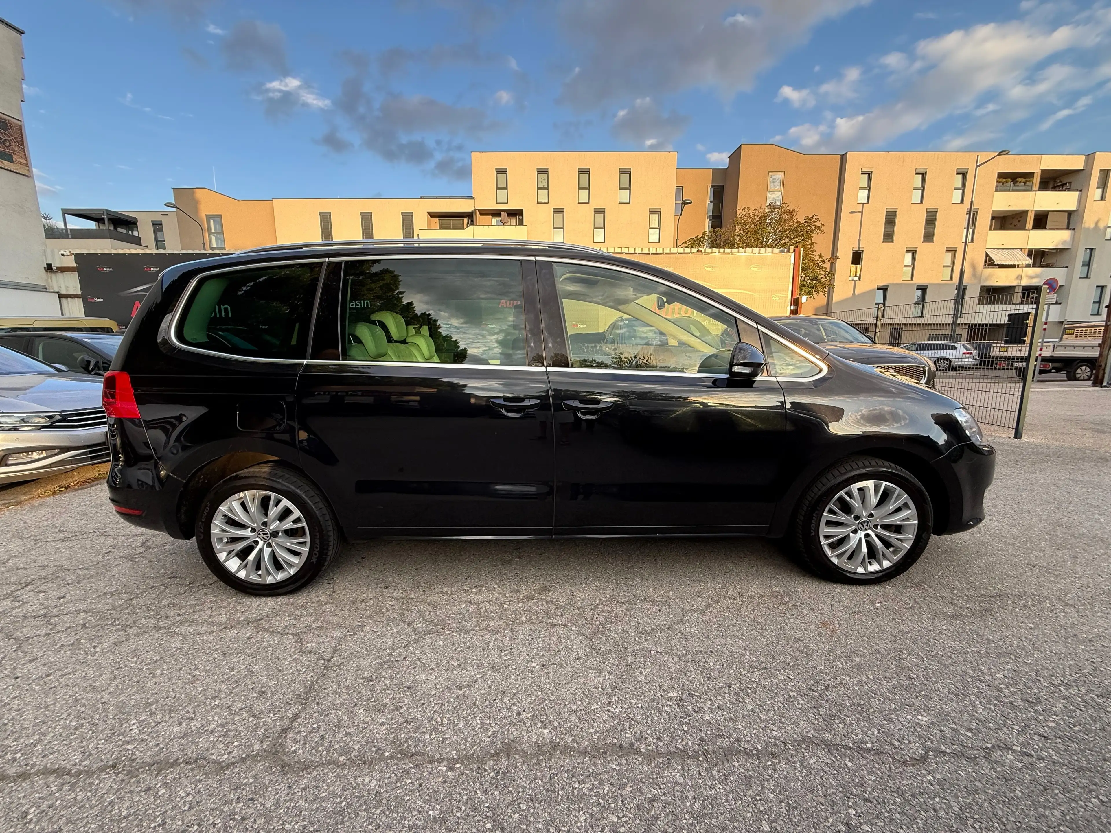 Volkswagen Sharan Sky BMT 2,0 TDI DPF DSG //PANORAMADACH// — photo 7