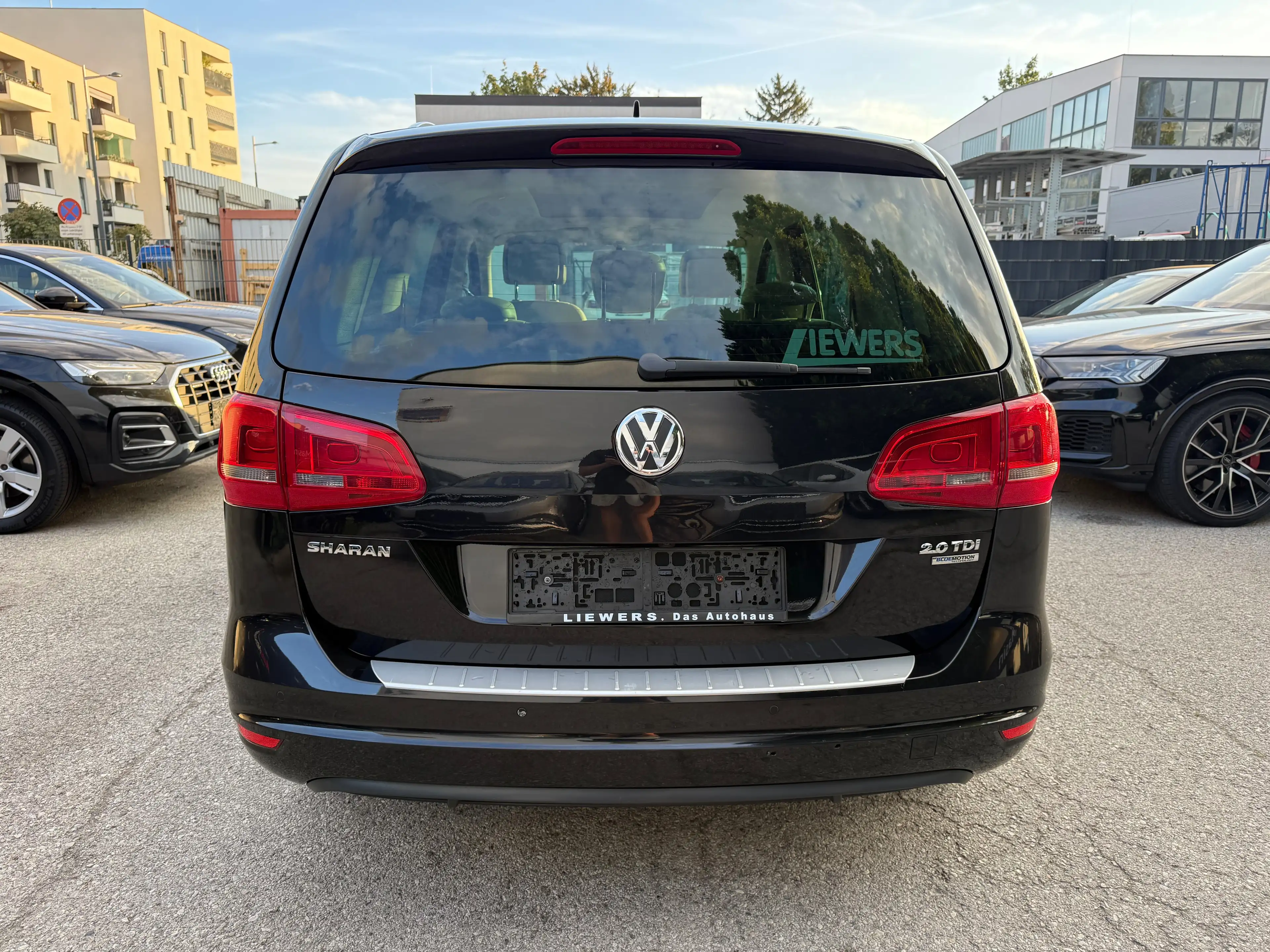 Volkswagen Sharan Sky BMT 2,0 TDI DPF DSG //PANORAMADACH// — photo 6