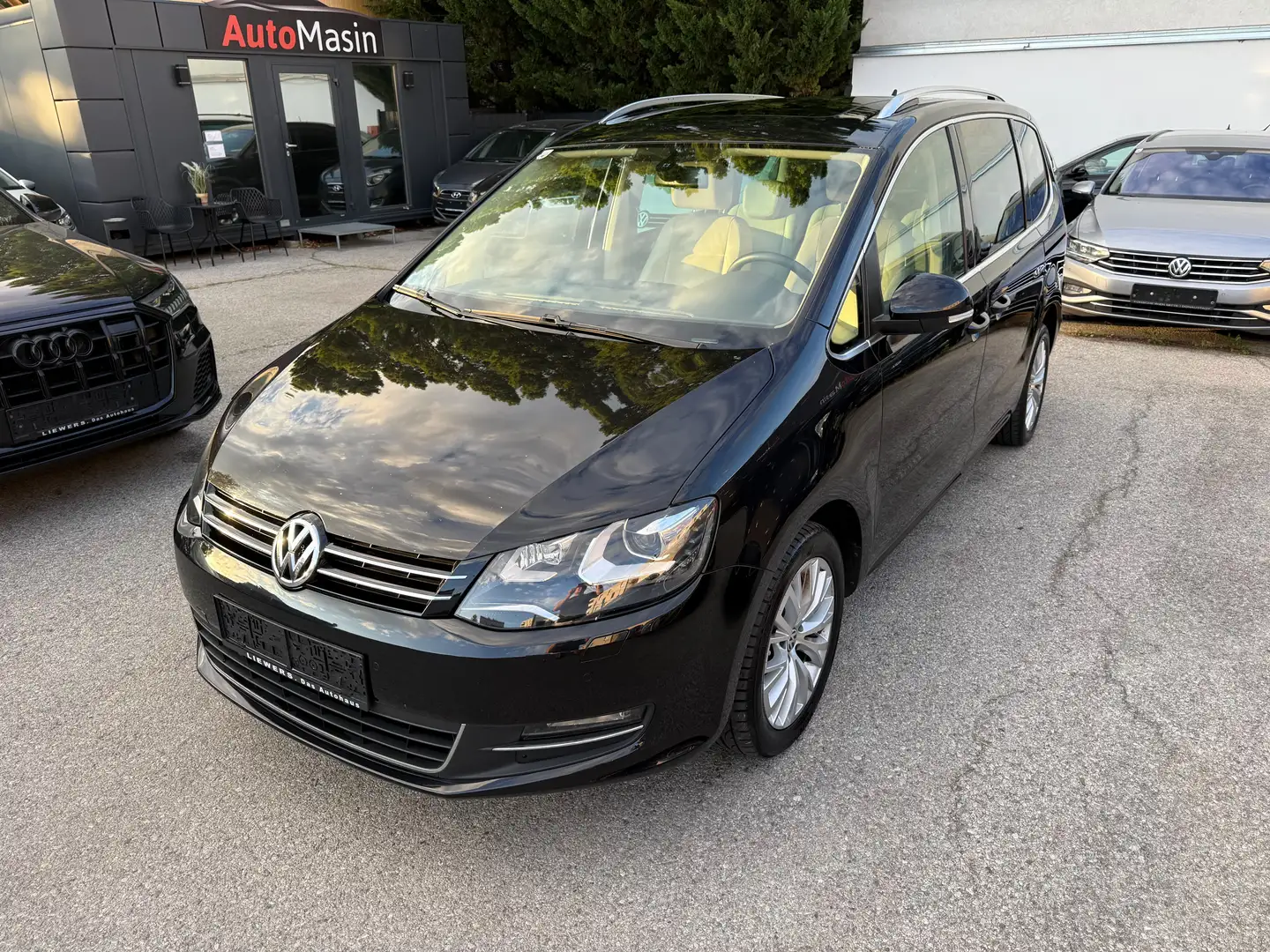 Volkswagen Sharan Sky BMT 2,0 TDI DPF DSG //PANORAMADACH// Schwarz - 1