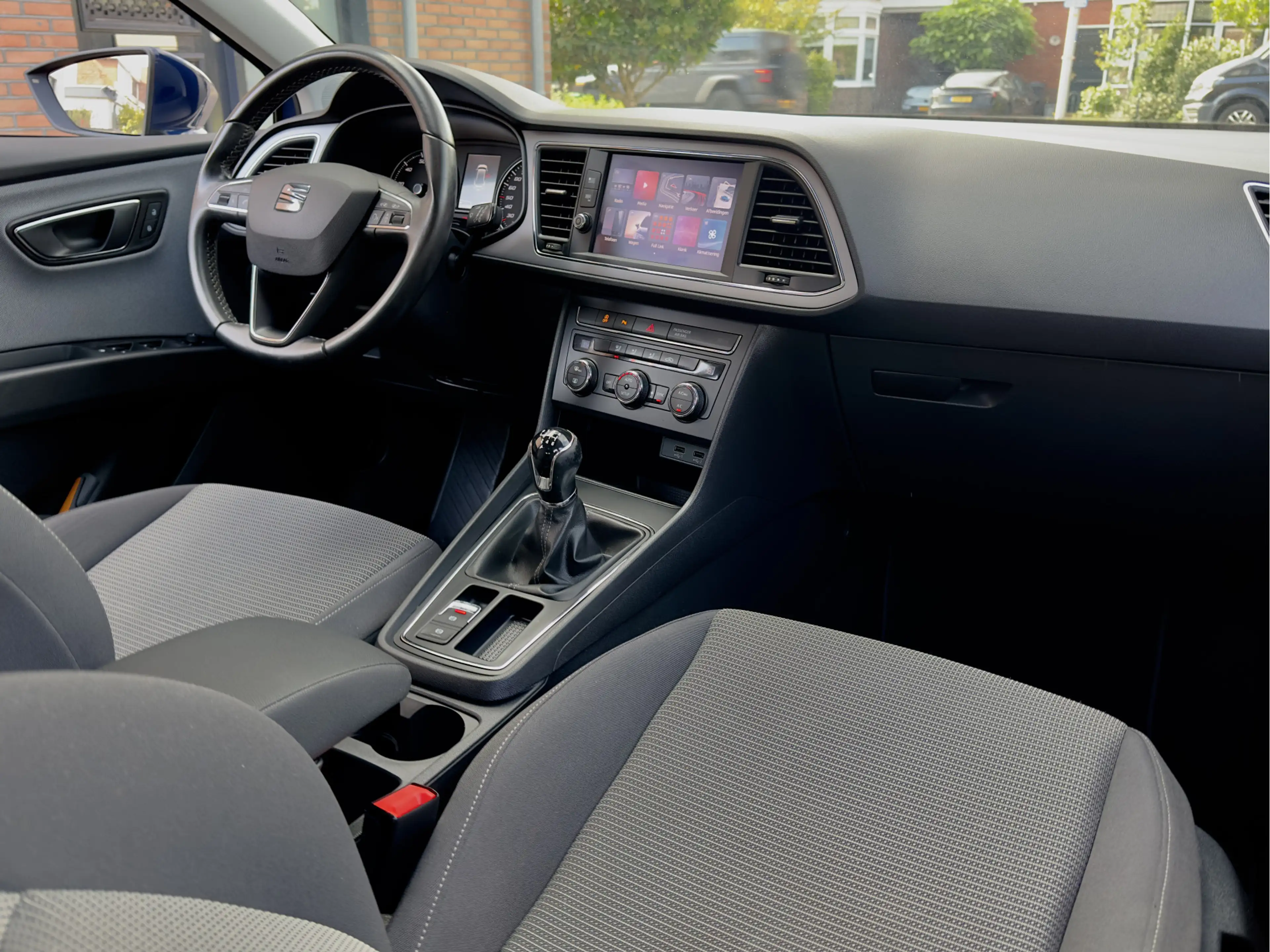 SEAT Leon ST 1.0 EcoTSI STYLE INTENSE 129D.KM!! NAVI AIRCO A — photo 2