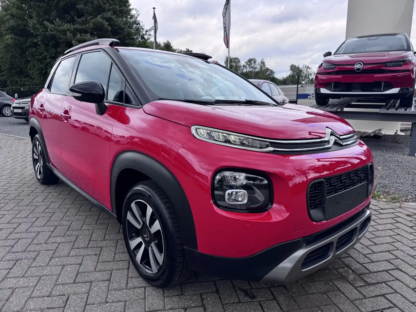 Citroen C3 Aircross 1.2 Turbo 110 Automaat Shine Rood - 2