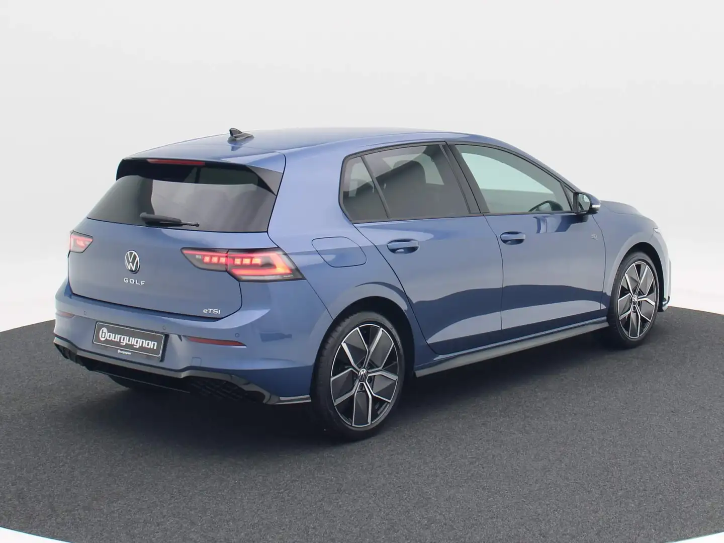 Volkswagen Golf 1.5 eTSI R-Line Edition | Carplay | Adaptieve Crui Azul - 2