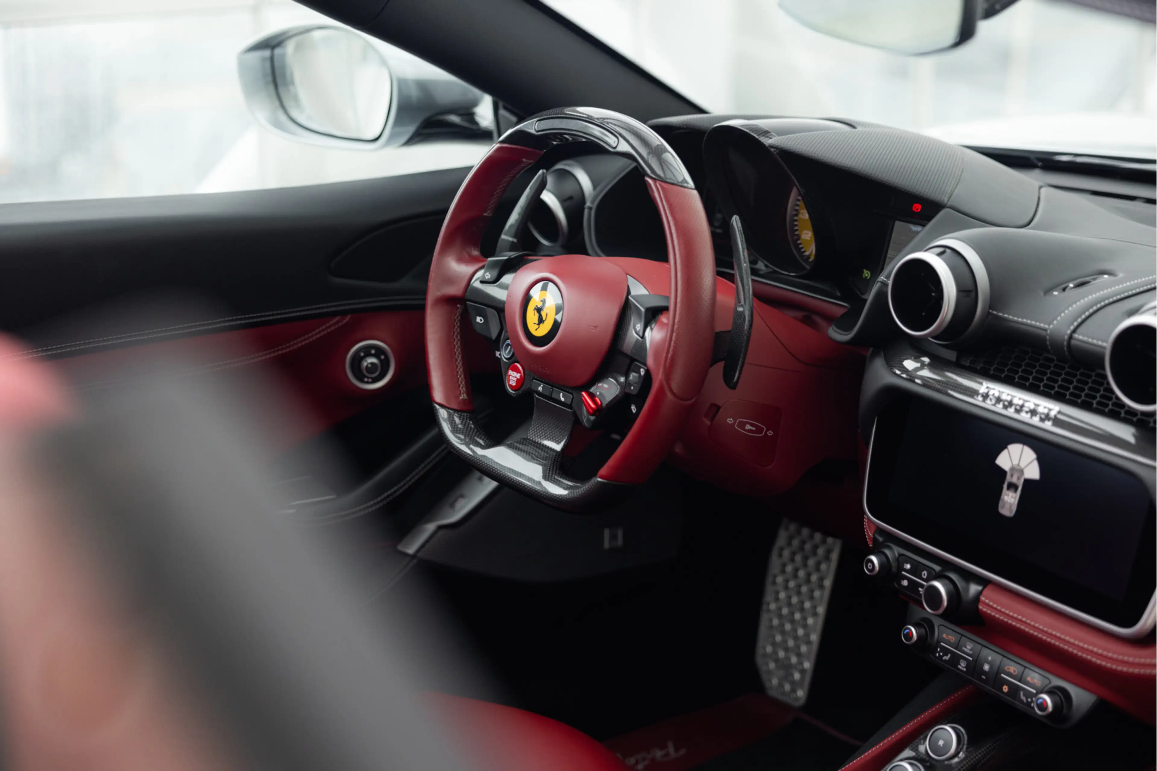 Ferrari Portofino 3.9 V8 | Full Carbon | Pass Display | — photo 4