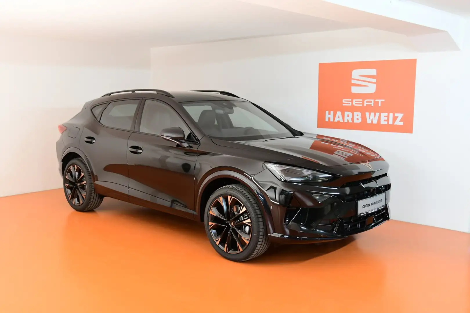 CUPRA Formentor 2.0 TSI 204 PS DSG 4Drive Zwart - 2