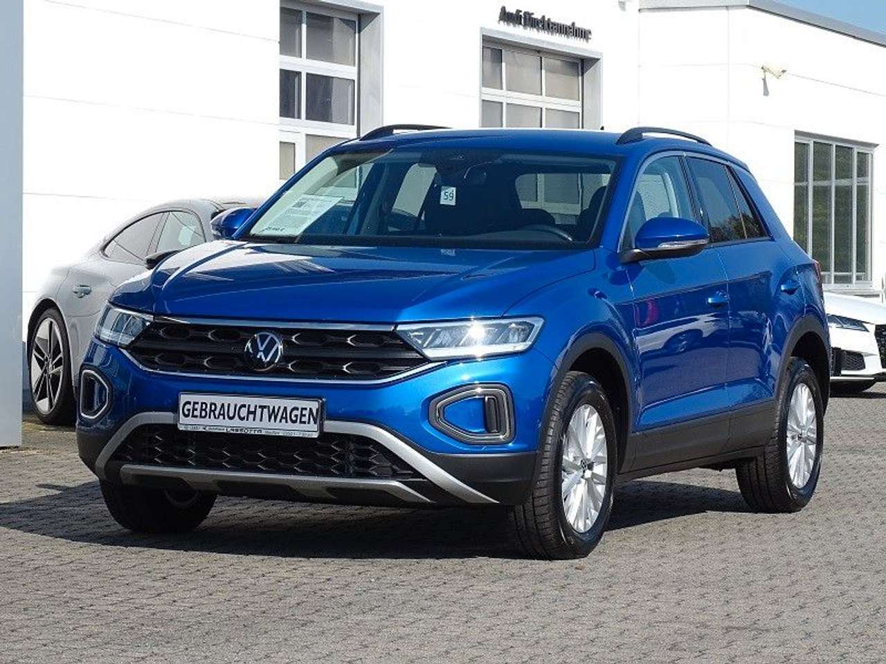 Volkswagen T-Roc 2024 — 2.0 TDI DSG Life - LED / Winter-Paket
