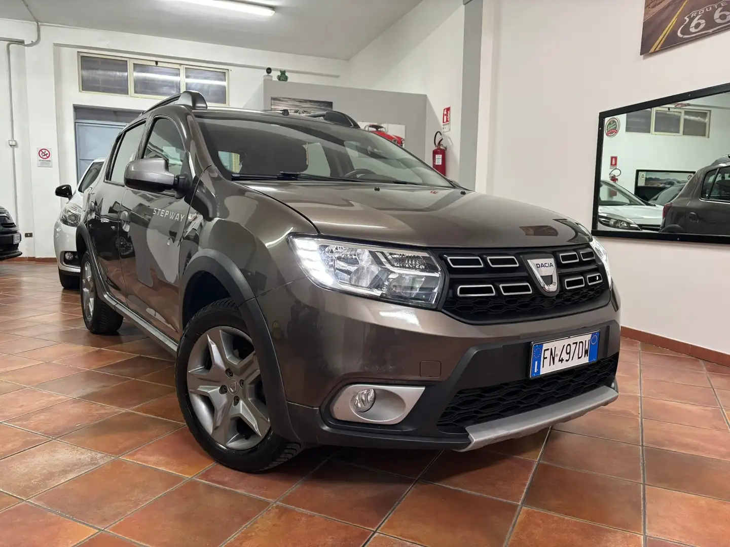 Dacia Sandero Sandero Stepway 1.5 dci s Marrone - 1