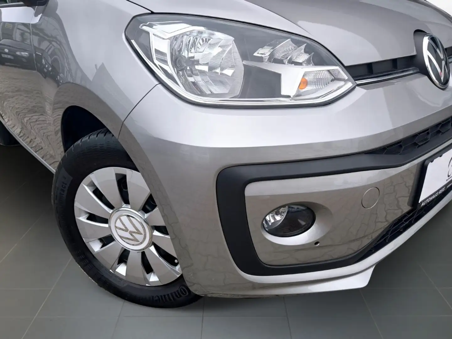 Volkswagen up! 1.0 Sitzheizung DAB+ Klimaanlage AUX Silber - 2