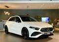 Mercedes-Benz A 180 AMG Line I Pano I 19" I Camera I NIEUW Wit - thumbnail 7